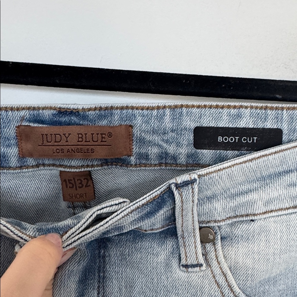 Judy Blue Light Wash Bootcut Jeans, Style#JB88784 LT-S - Size 15/32 Short - Picture 4 of 7